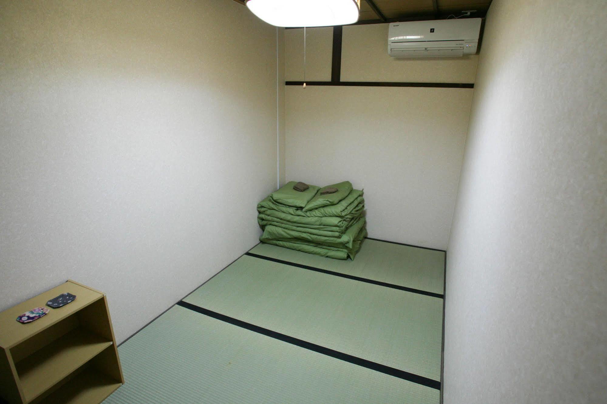 Guesthouse Omotenashi Kyoto Buitenkant foto